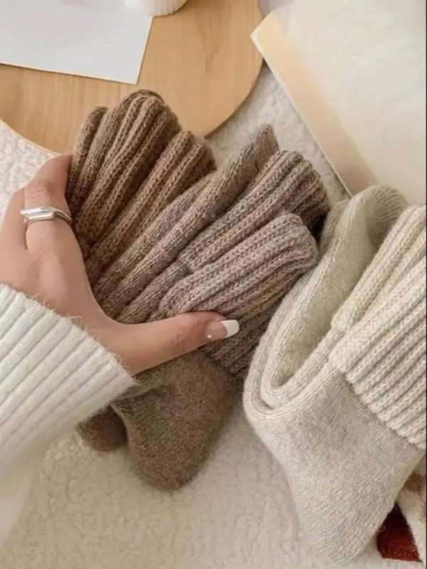 Women’s Cozy Mid-Calf Crew Socks – Soft Knit Neutral Colors for Fall & Winter