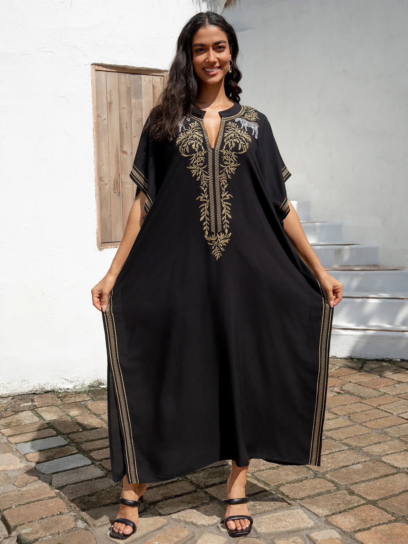 Noir Crest - Embroidered Robe
