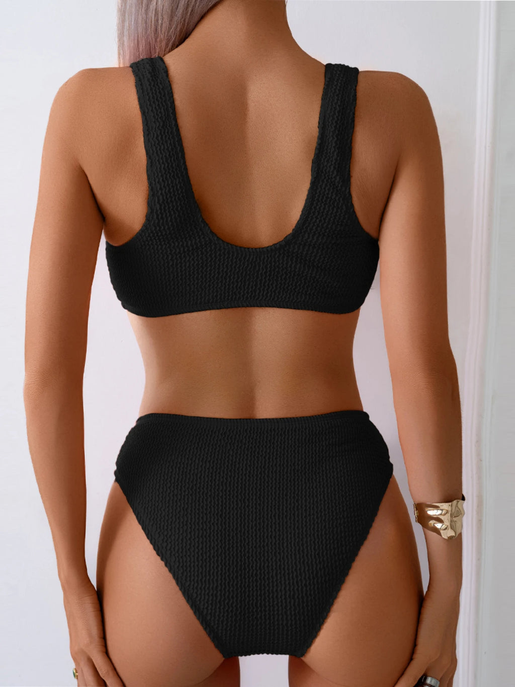Aria Classic - V-Neck High-Waist Bikini