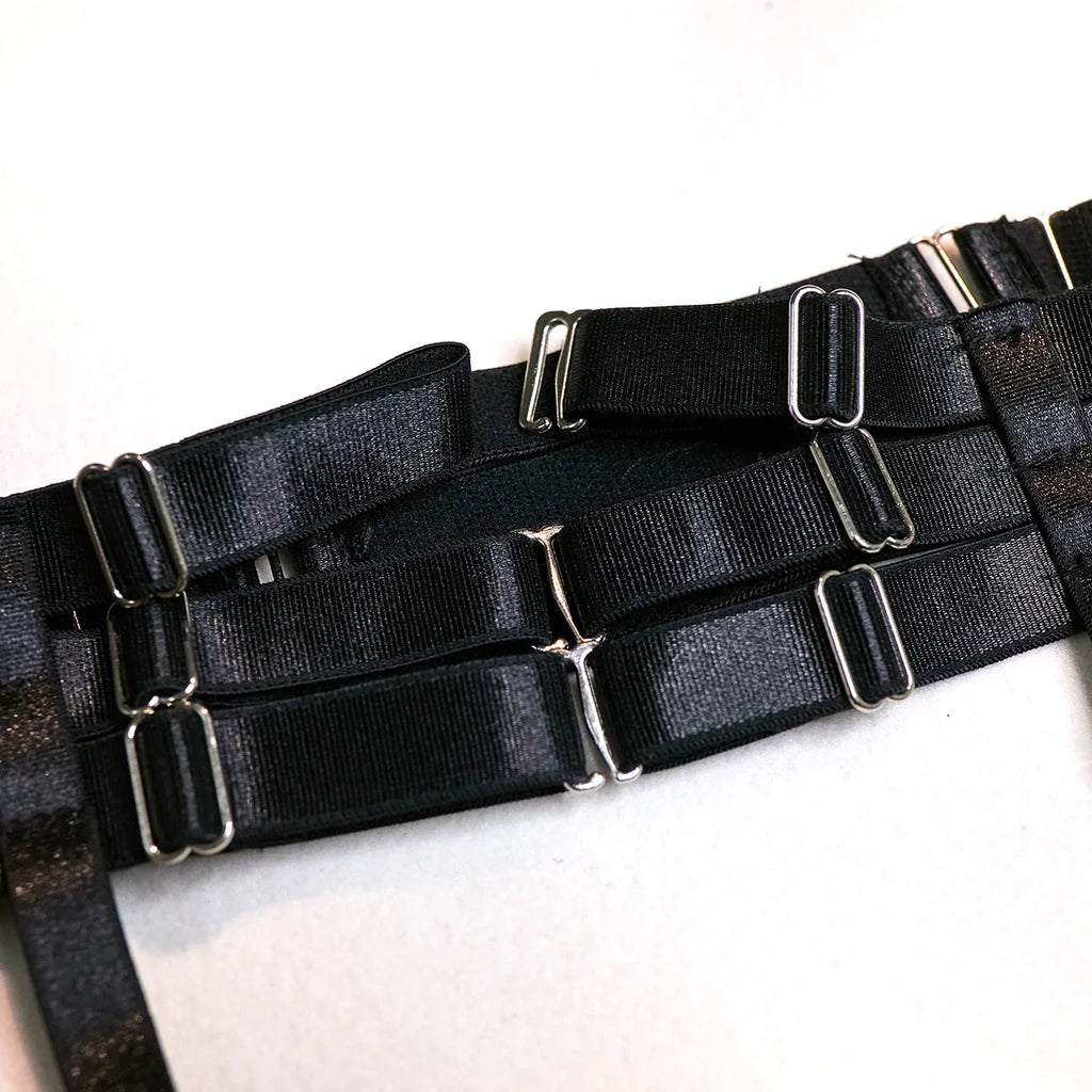 Off-Shoulder Lace Bodysuit – Bandage Fit