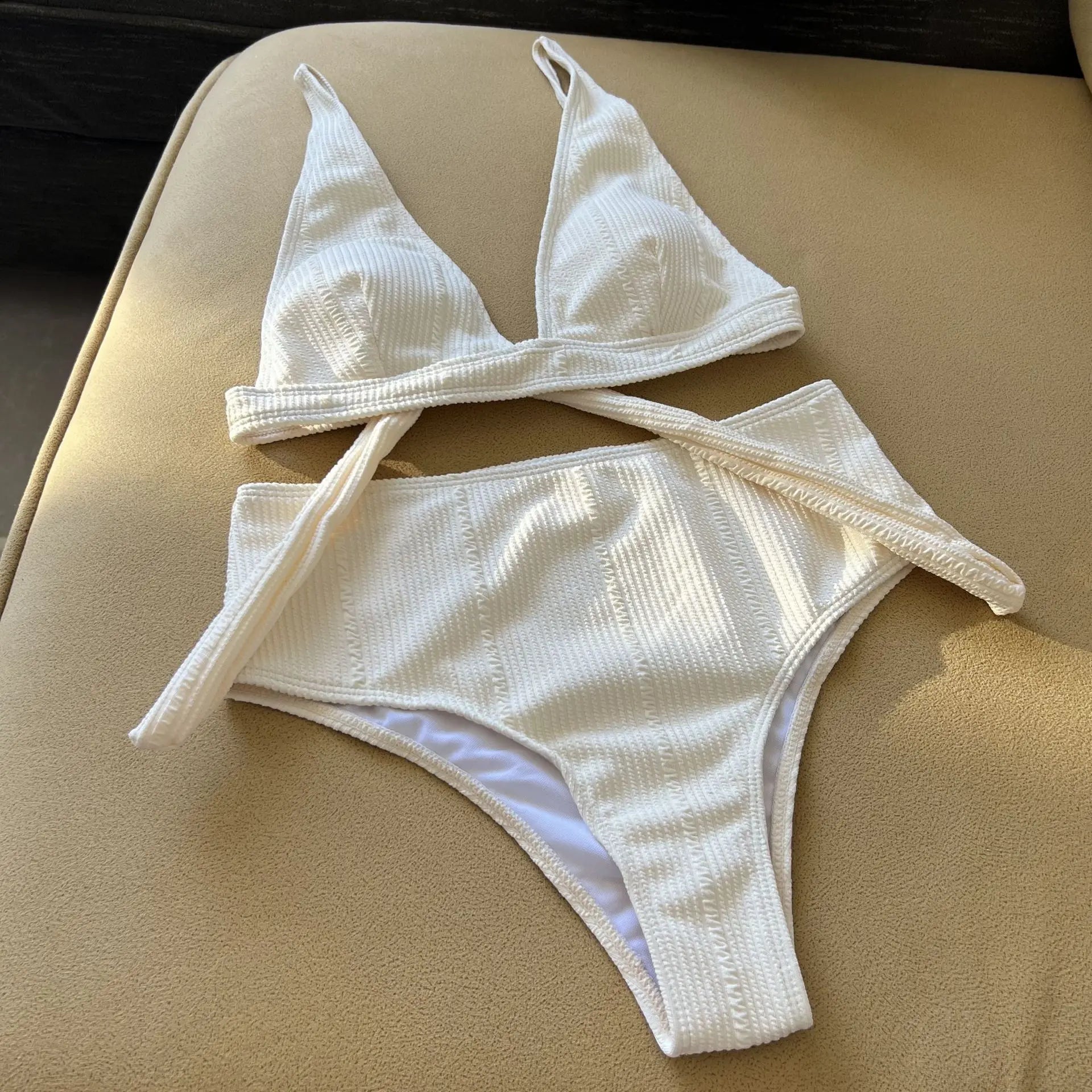 Aria V - High-Waist Triangle Bikini