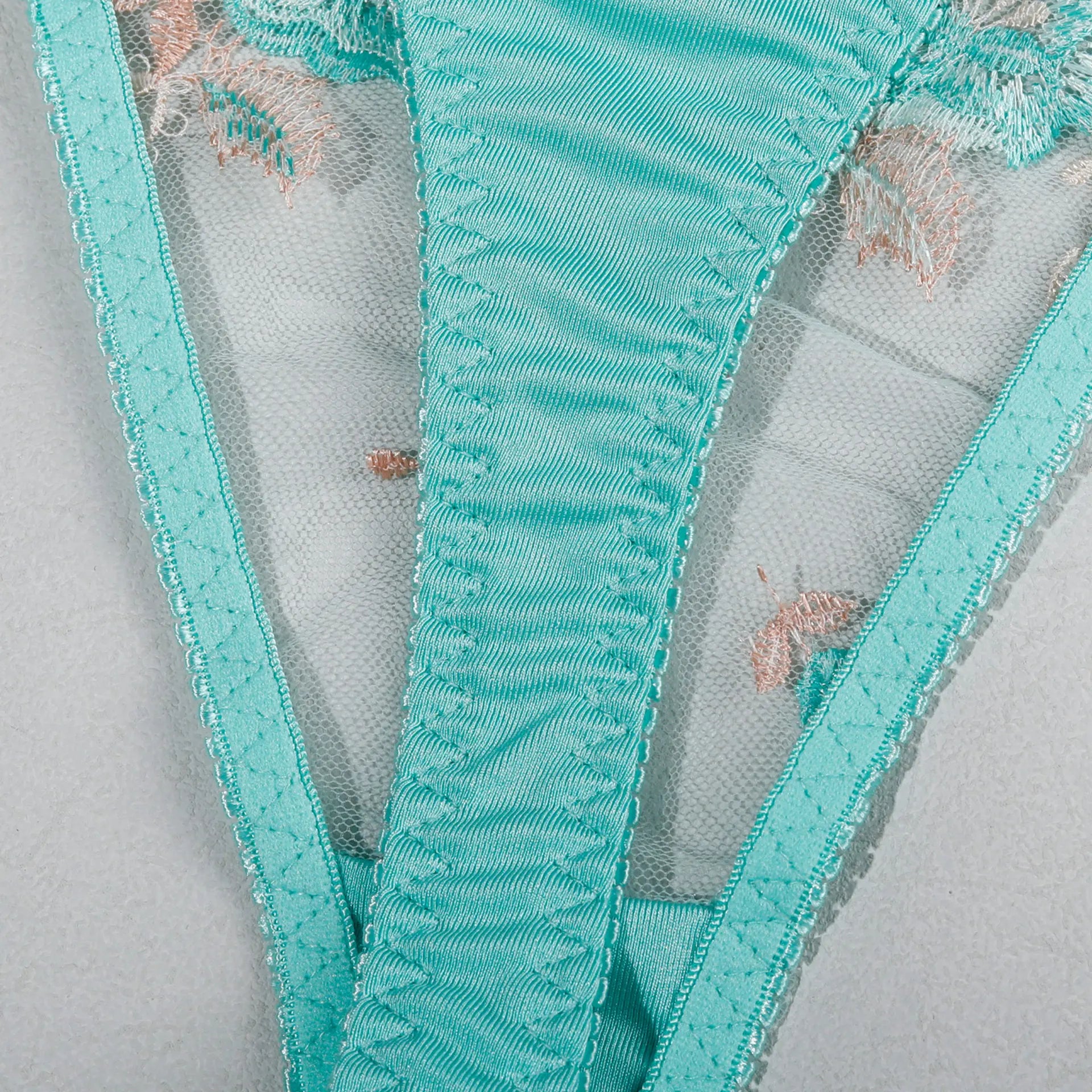 Lace Panel Underwire Bra & Thong Set (2pcs)