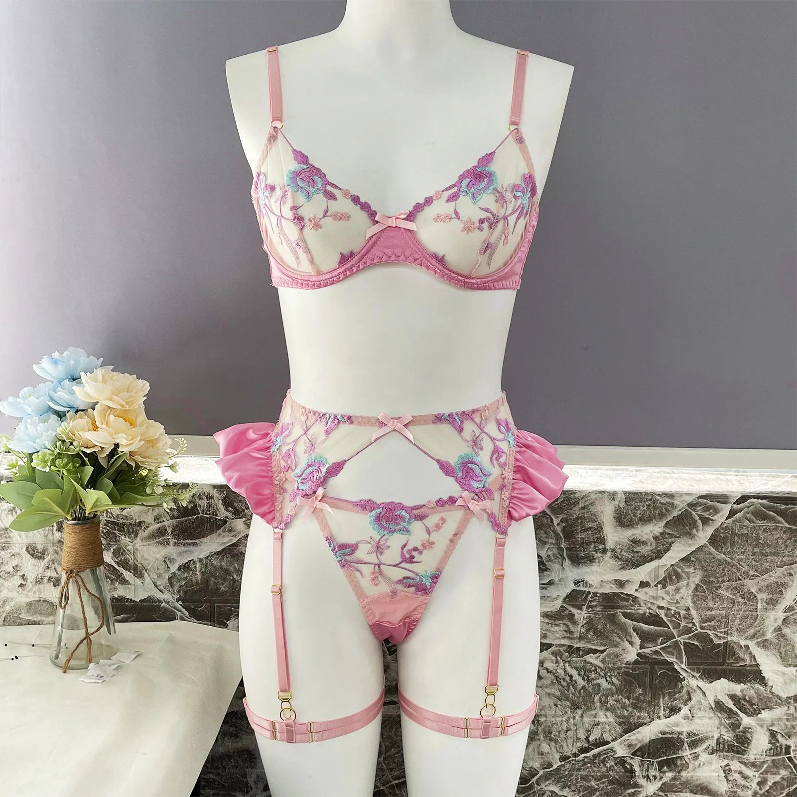 Ruffle Embroidery Push-Up Lingerie Set (4pcs)