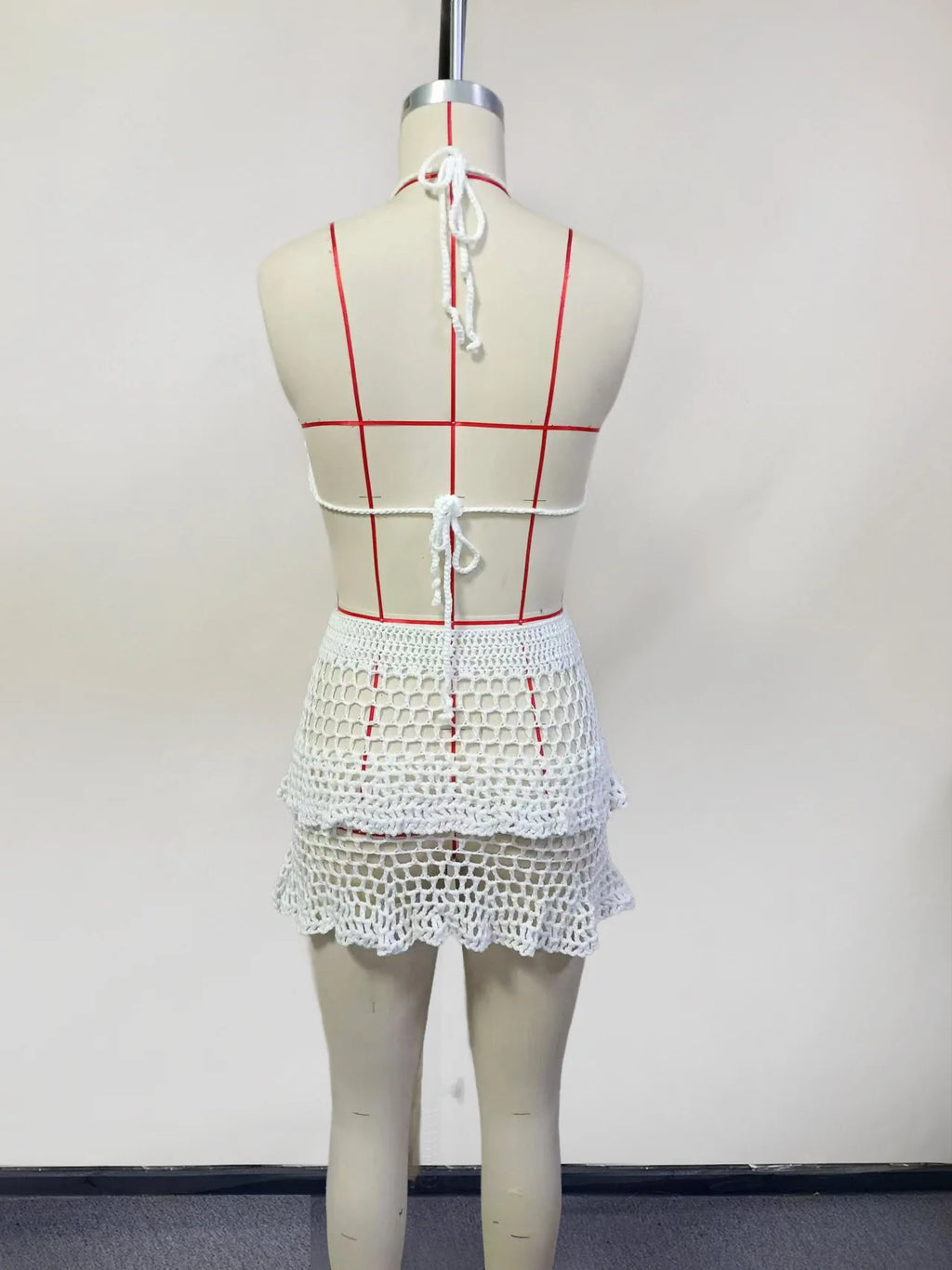 Sexy White Floral 2 Pieces Set Knitted Swimsuit Hollow Out Knit Skirt for Beach Sets Summer Swimwear 2025 New Beachwear Party