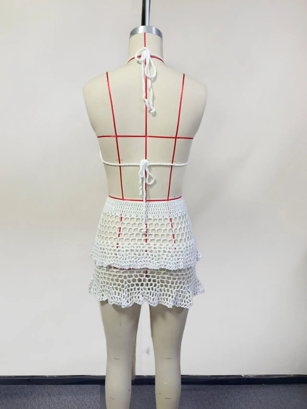 Sexy White Floral 2 Pieces Set Knitted Swimsuit Hollow Out Knit Skirt for Beach Sets Summer Swimwear 2025 New Beachwear Party