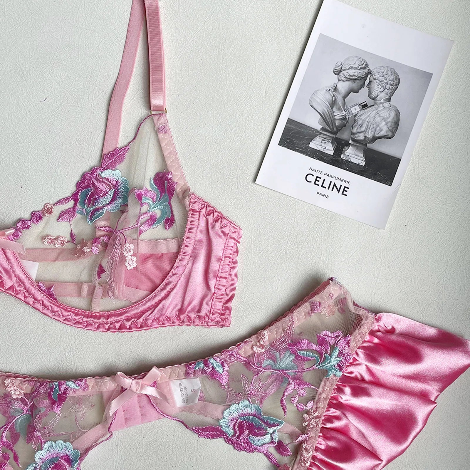 Ruffle Embroidery Push-Up Lingerie Set (4pcs)