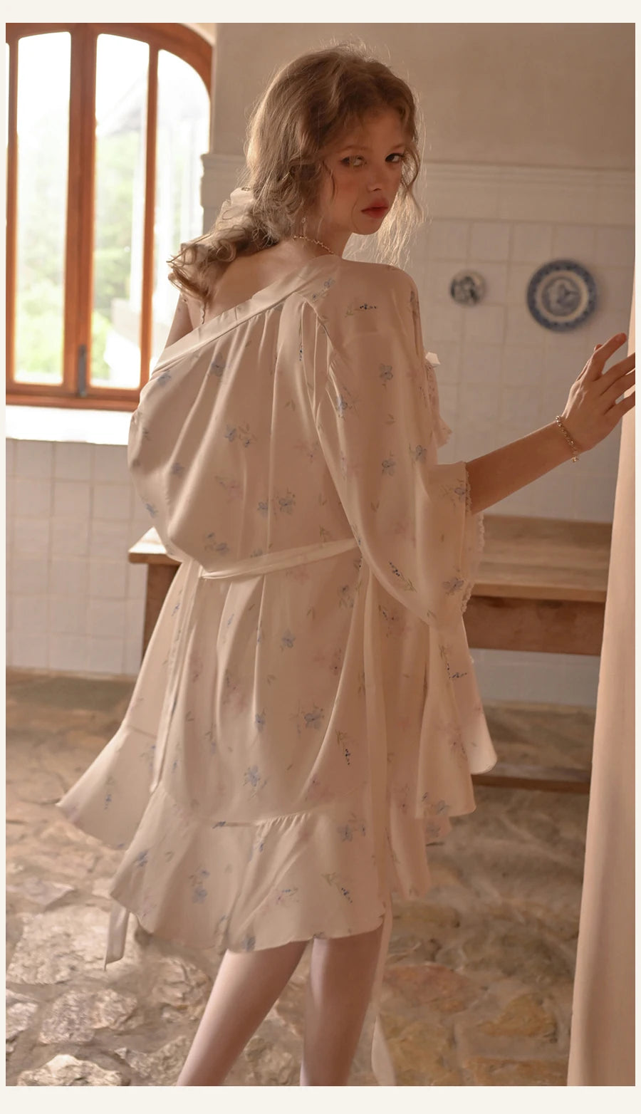 French Lace Bra & Mini Skirt 3-Piece Sexy Lingerie Set