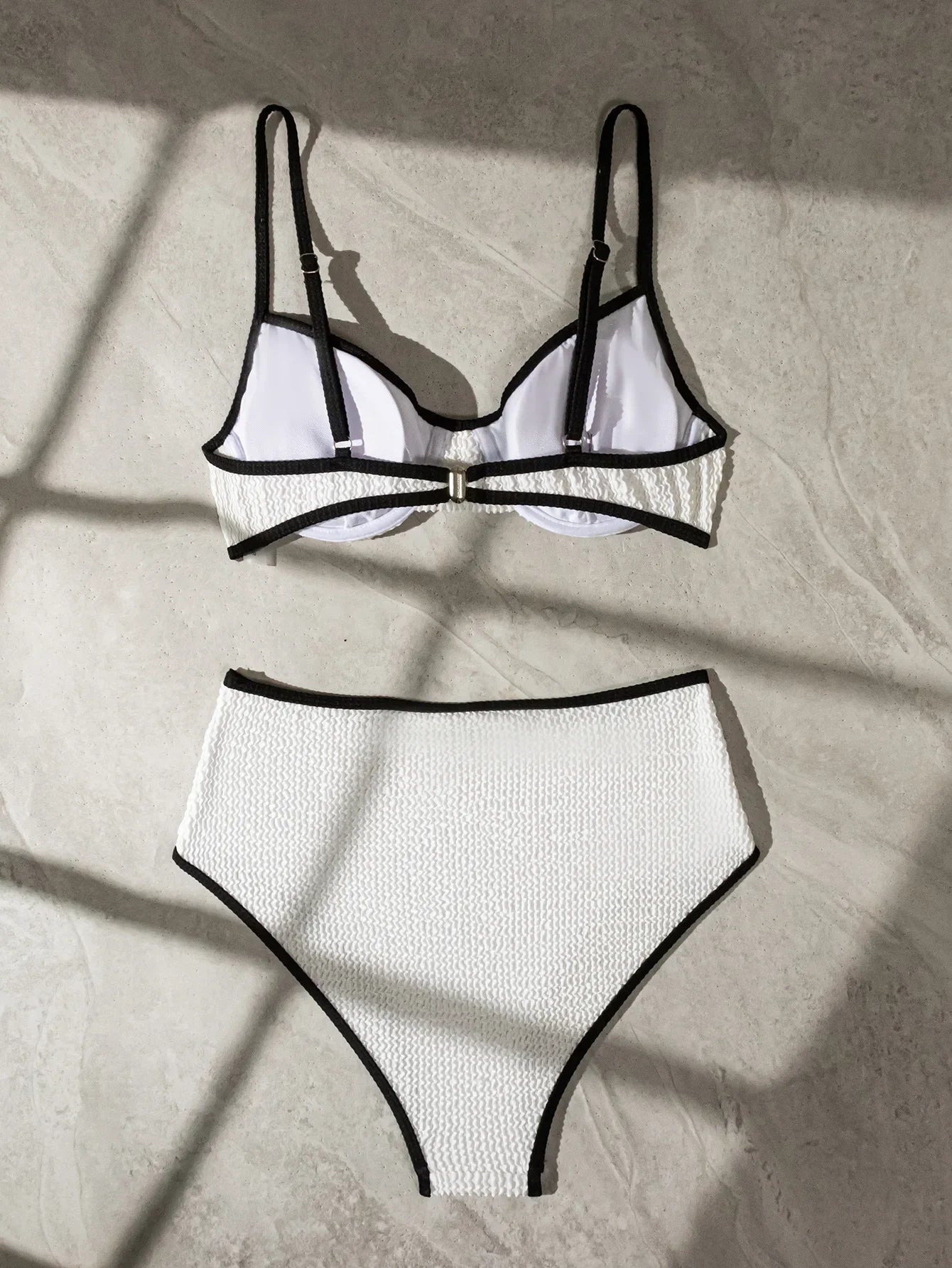 Celine Contrast - Underwire High-Waist Bikini