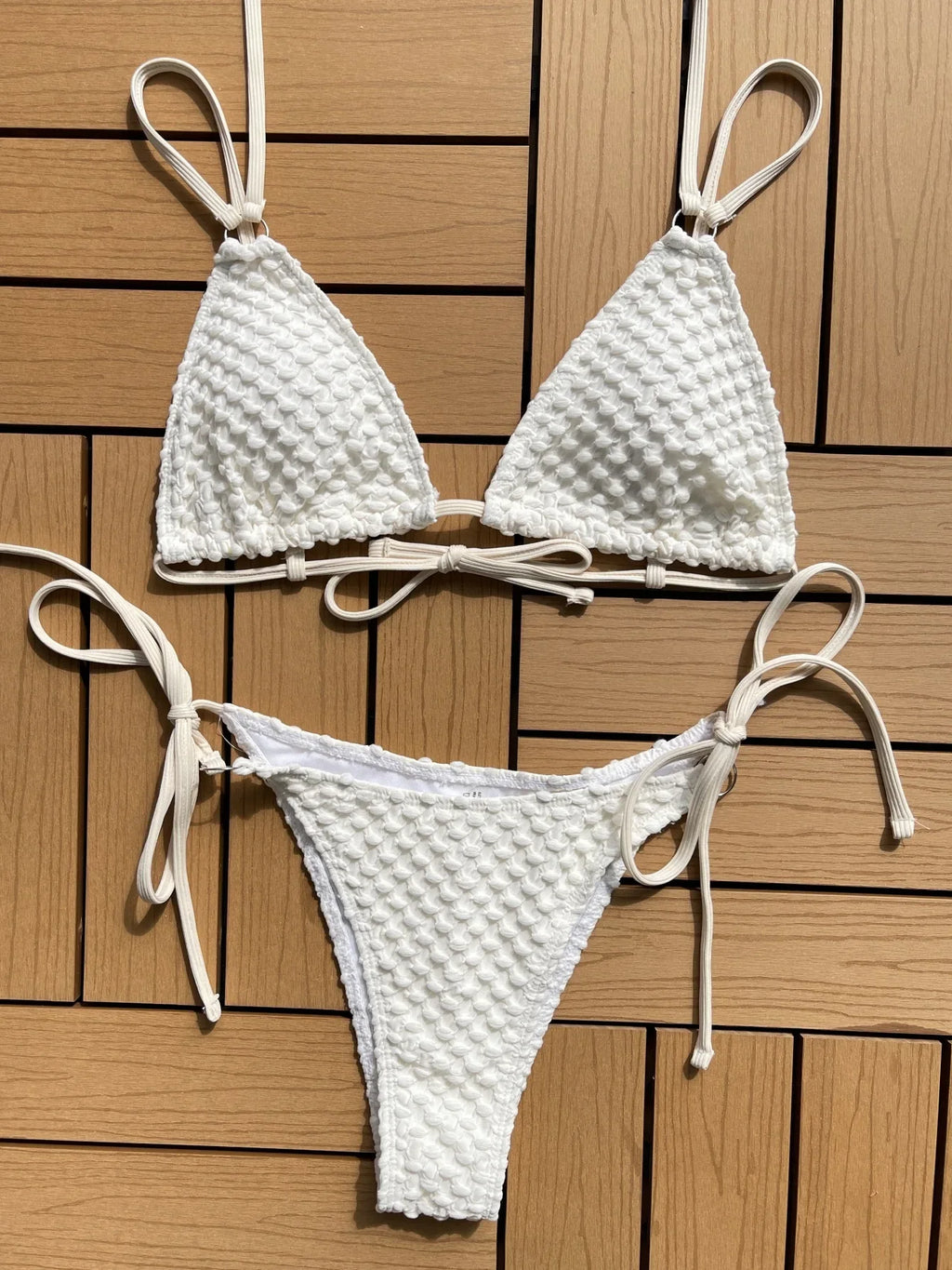 Liora Classic - Triangle Thong Bikini