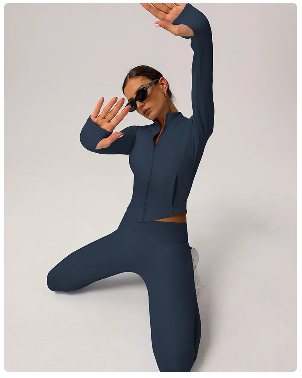 ThermaFlex Set - Zip Top & Pants