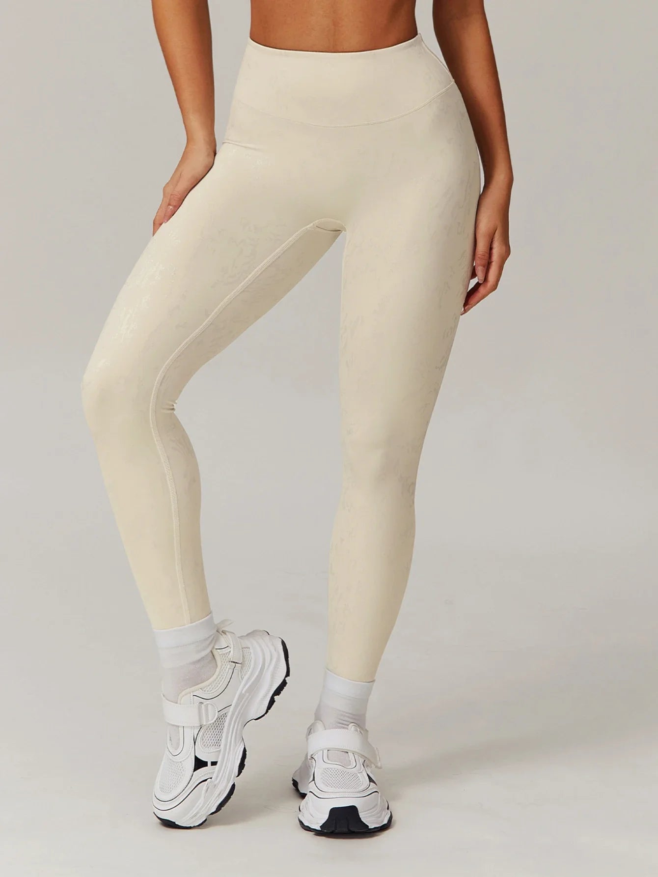 LuxeFoil Leggings - High Waist