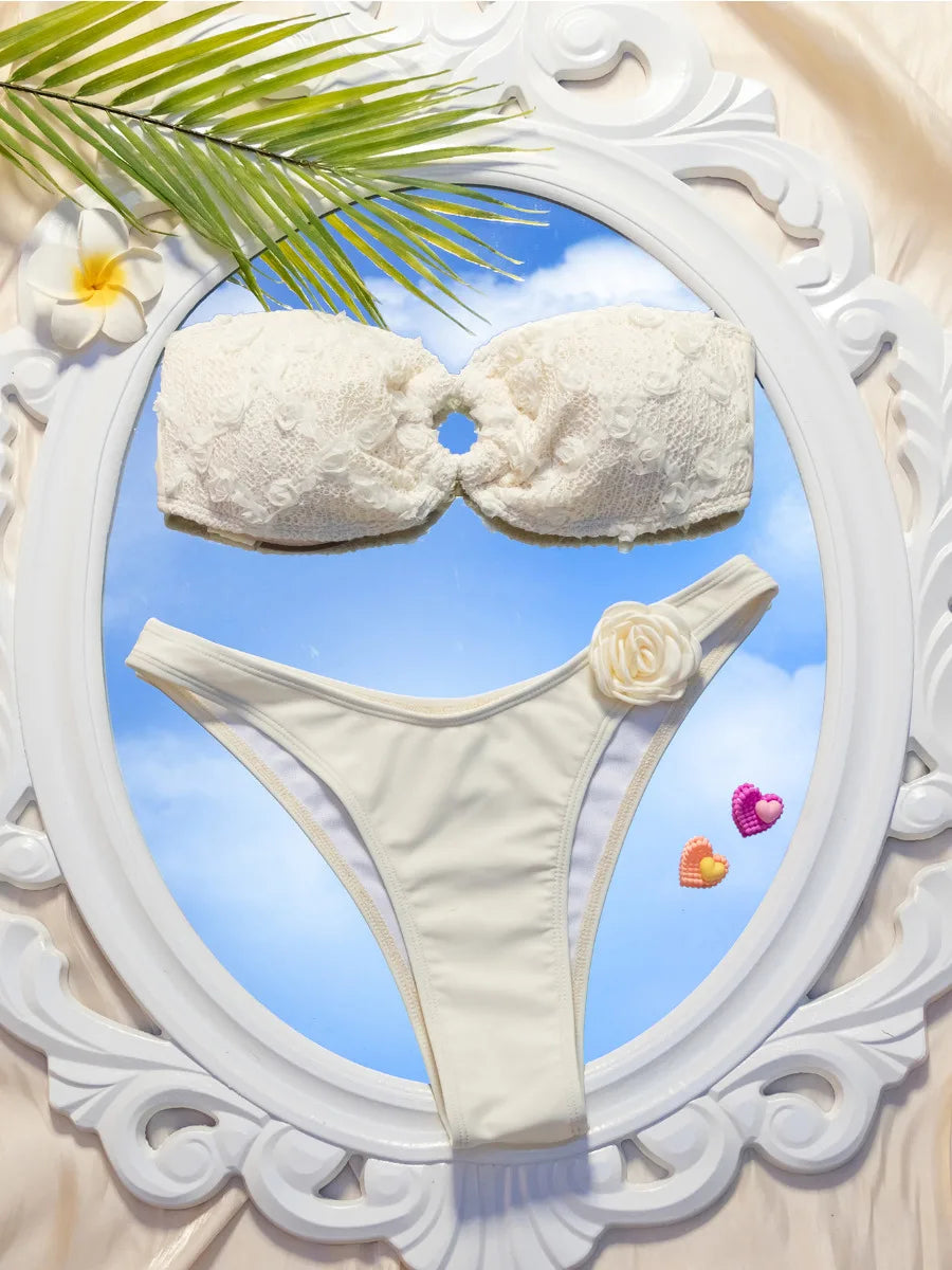 Rosaria Blanc - Strapless 3D Floral Bikini