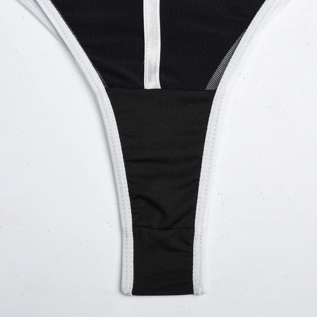 Pastorkova Classic 2-Piece Lingerie Set