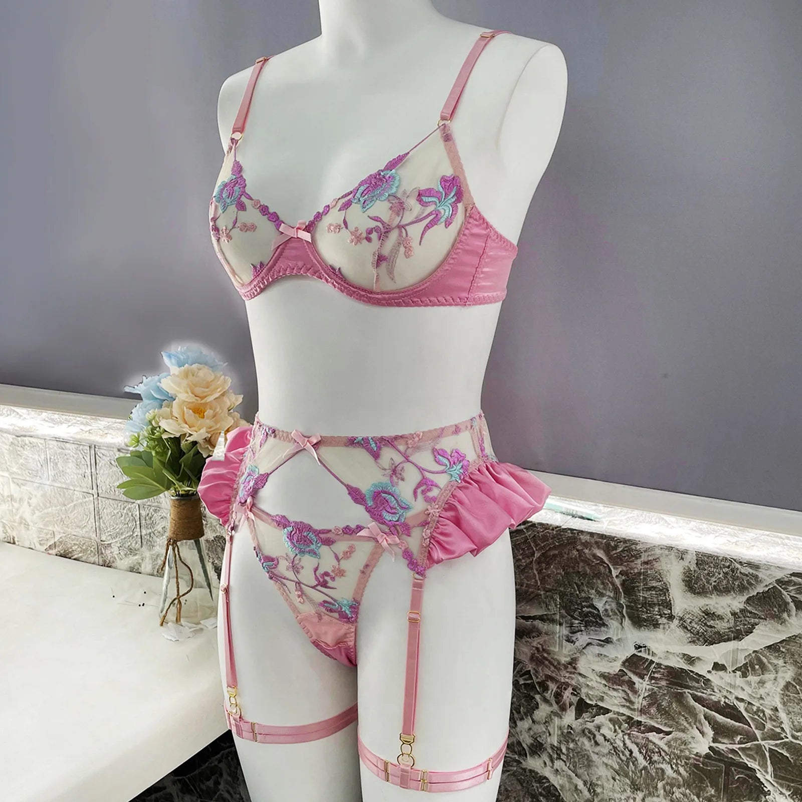 Ruffle Embroidery Push-Up Lingerie Set (4pcs)