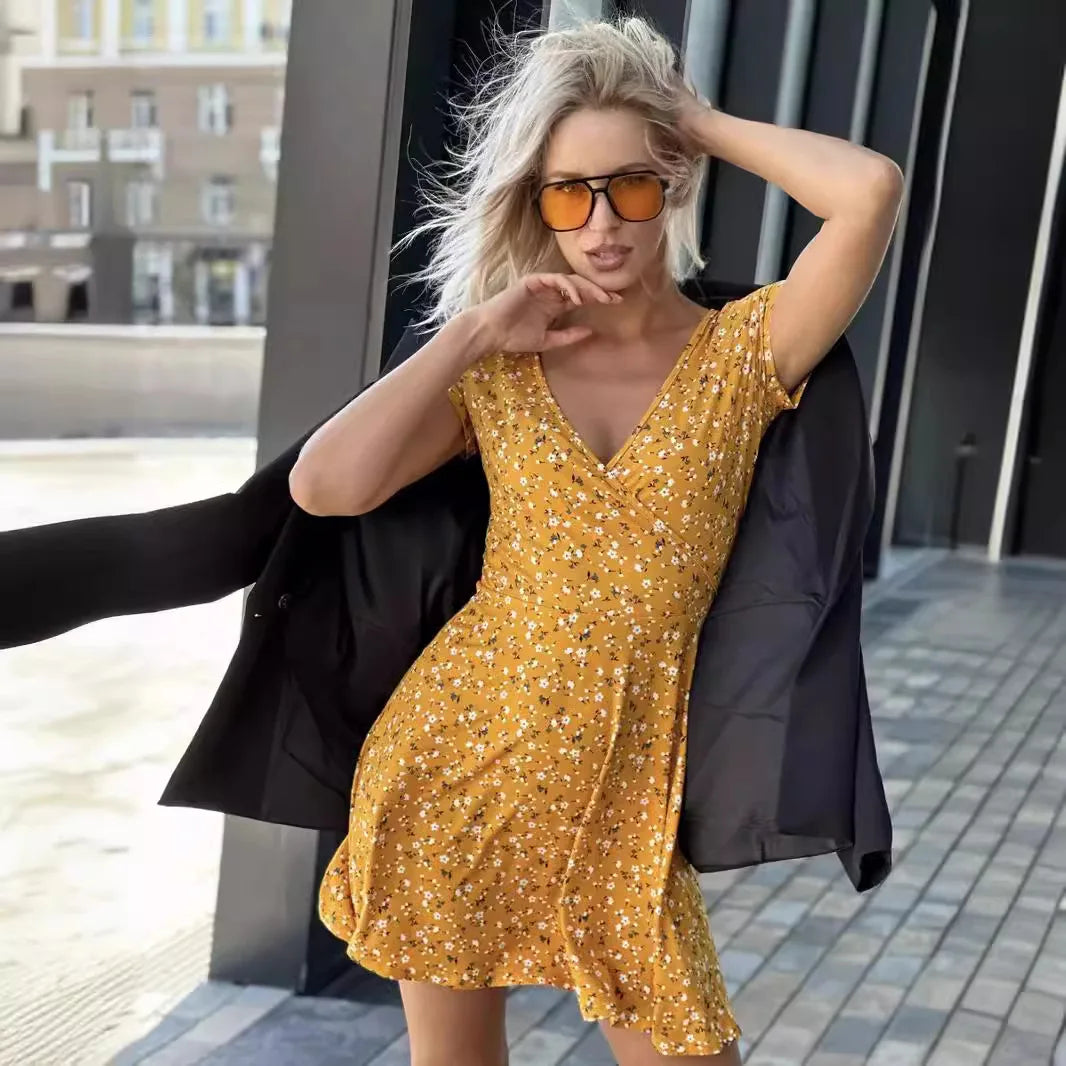 Boho Floral - V Neck Short Sleeve Mini Dresses