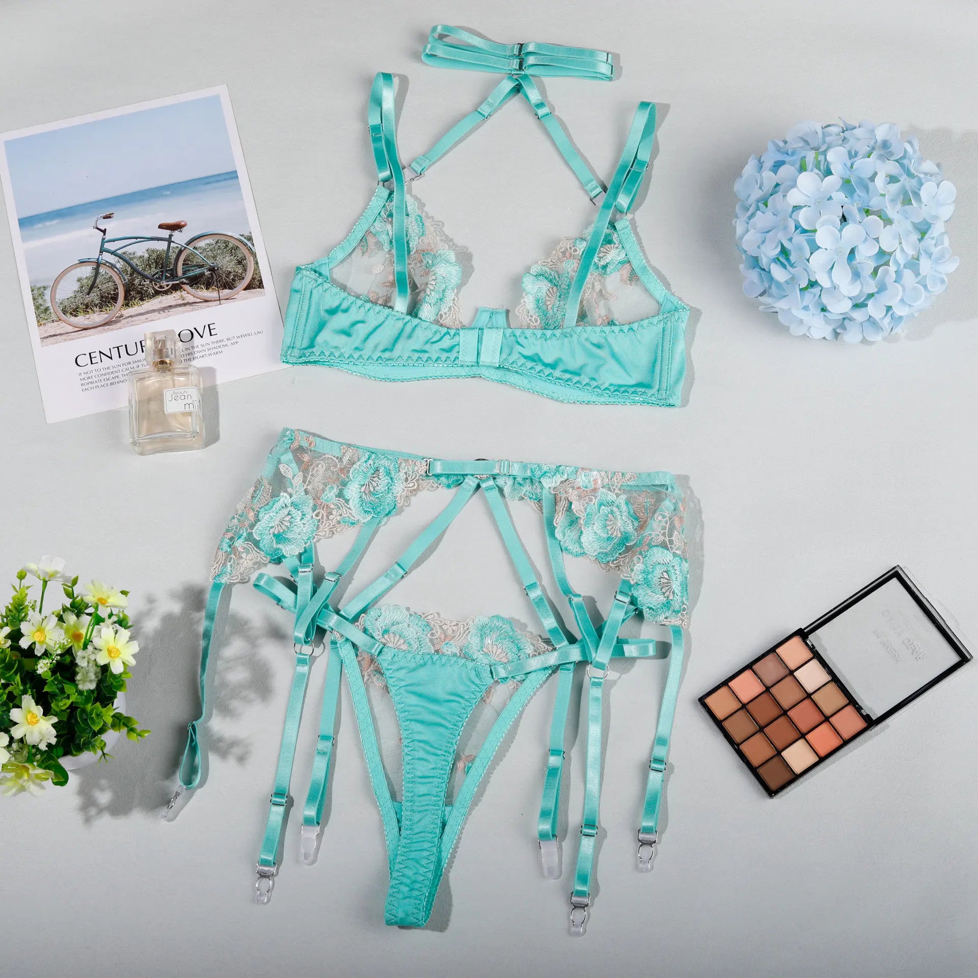 Lace Panel Underwire Bra & Thong Set (2pcs)