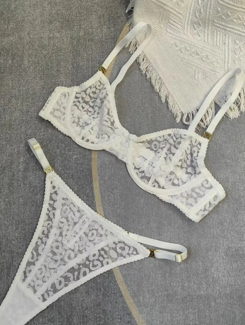 Hollow Lace Underwire Bra & Thong Set (Bunny Girl)